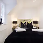 公寓 Minster's Reach -stylish City-centre Retreat's
