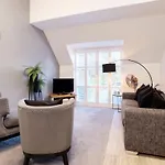 公寓 Minster's Reach -stylish City-centre Retreat's