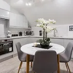 公寓 Minster's Reach -stylish City-centre Retreat's 约克