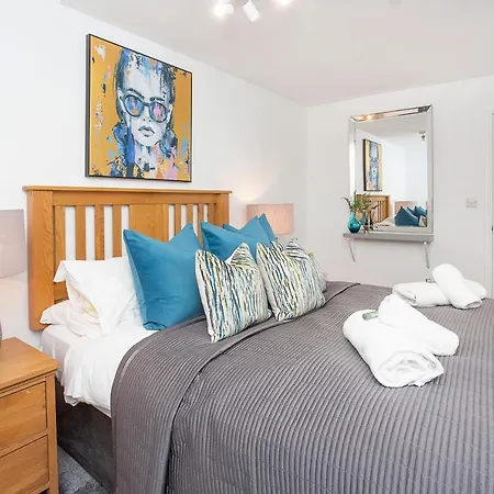 Minster's Reach -stylish City-centre Retreat's * יורק