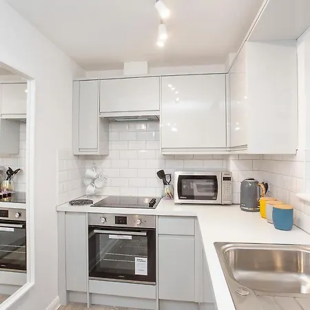 Minster's Reach -stylish City-centre Retreat's