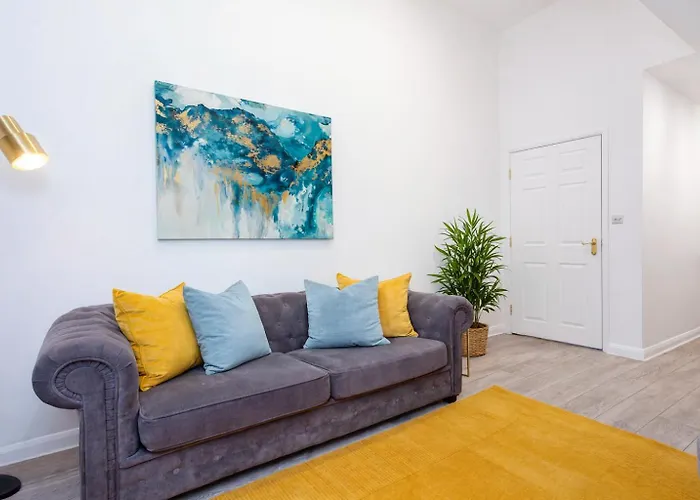 Minster's Reach -stylish City-centre Retreat's דירה