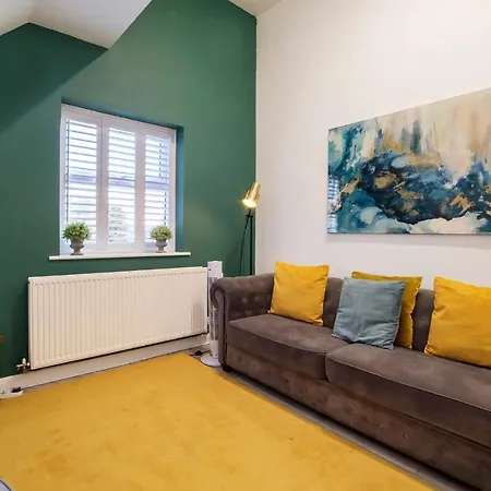 Minster's Reach -stylish City-centre Retreat's