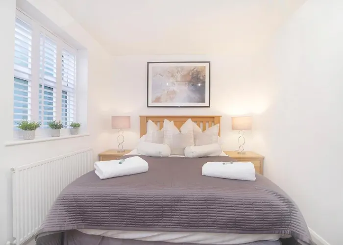 Minster's Reach -stylish City-centre Retreat's *