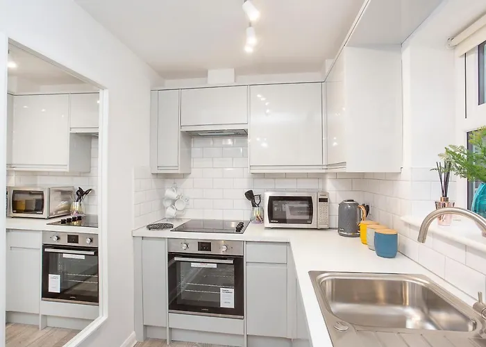 Minster's Reach -stylish City-centre Retreat's